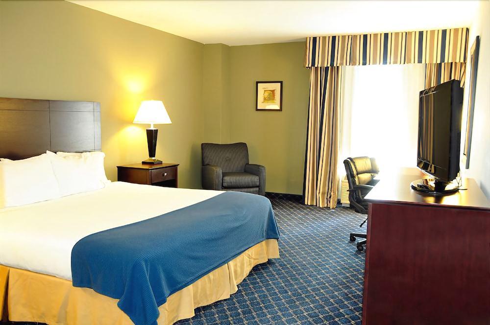 Holiday Inn Express - Delafield By Ihg Zewnętrze zdjęcie