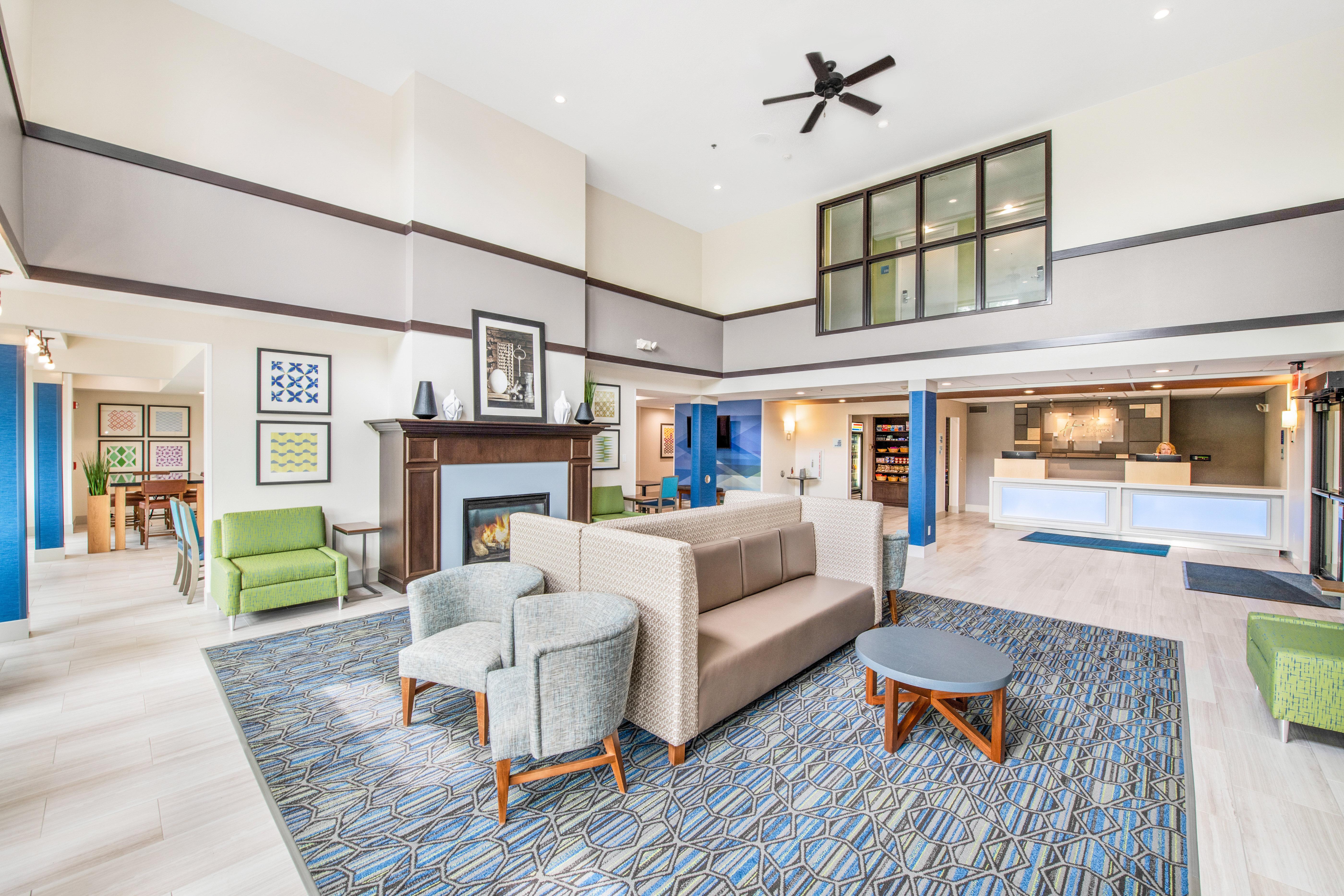 Holiday Inn Express - Delafield By Ihg Zewnętrze zdjęcie
